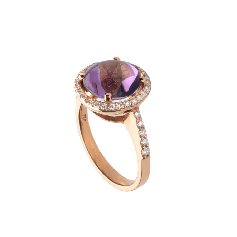 Gold Ring with Diamonds and Amethyst