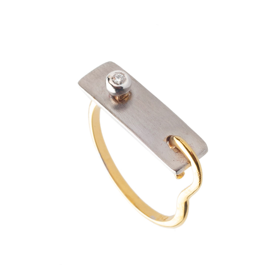 Gold Ring with Single Diamond
