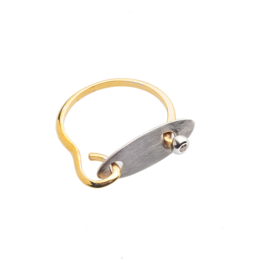 Gold Ring with Single Diamond