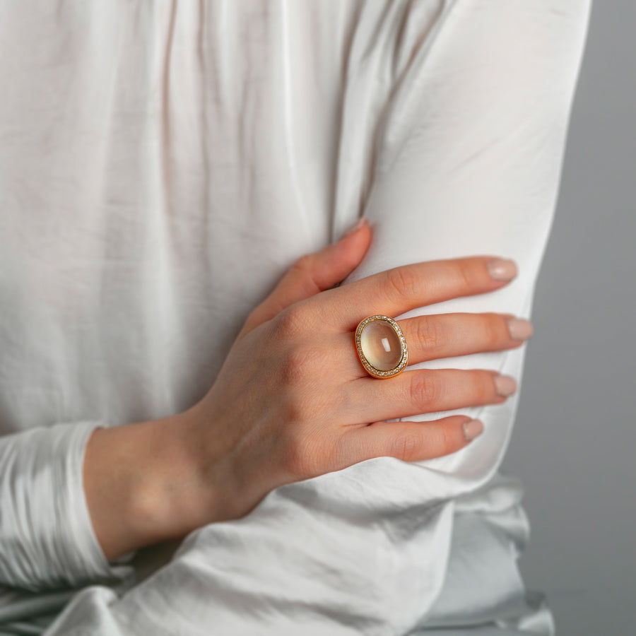 Gold Ring with Diamonds and Green Amethyst