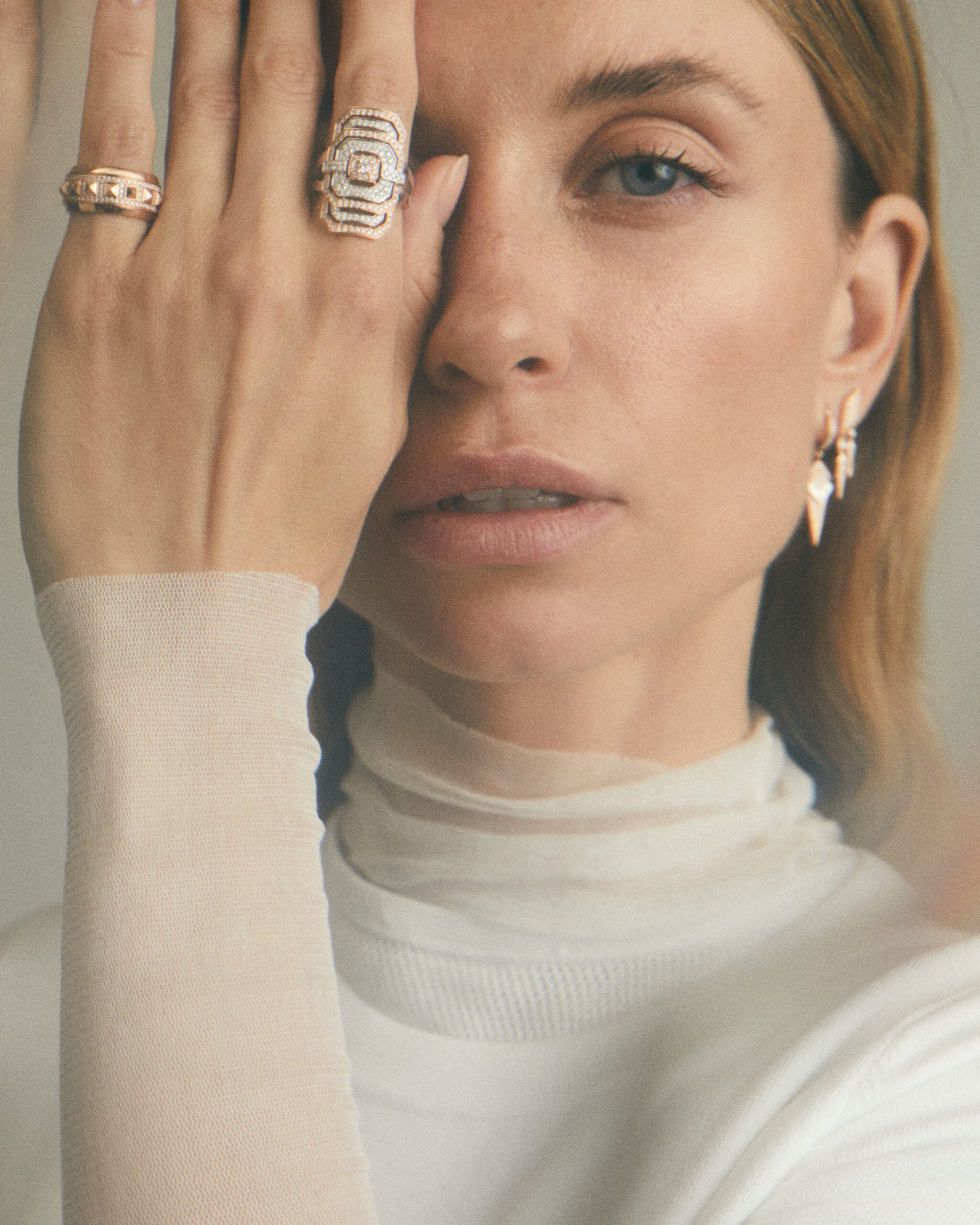 Rockaway Spinner Ring with Diamonds Statement
