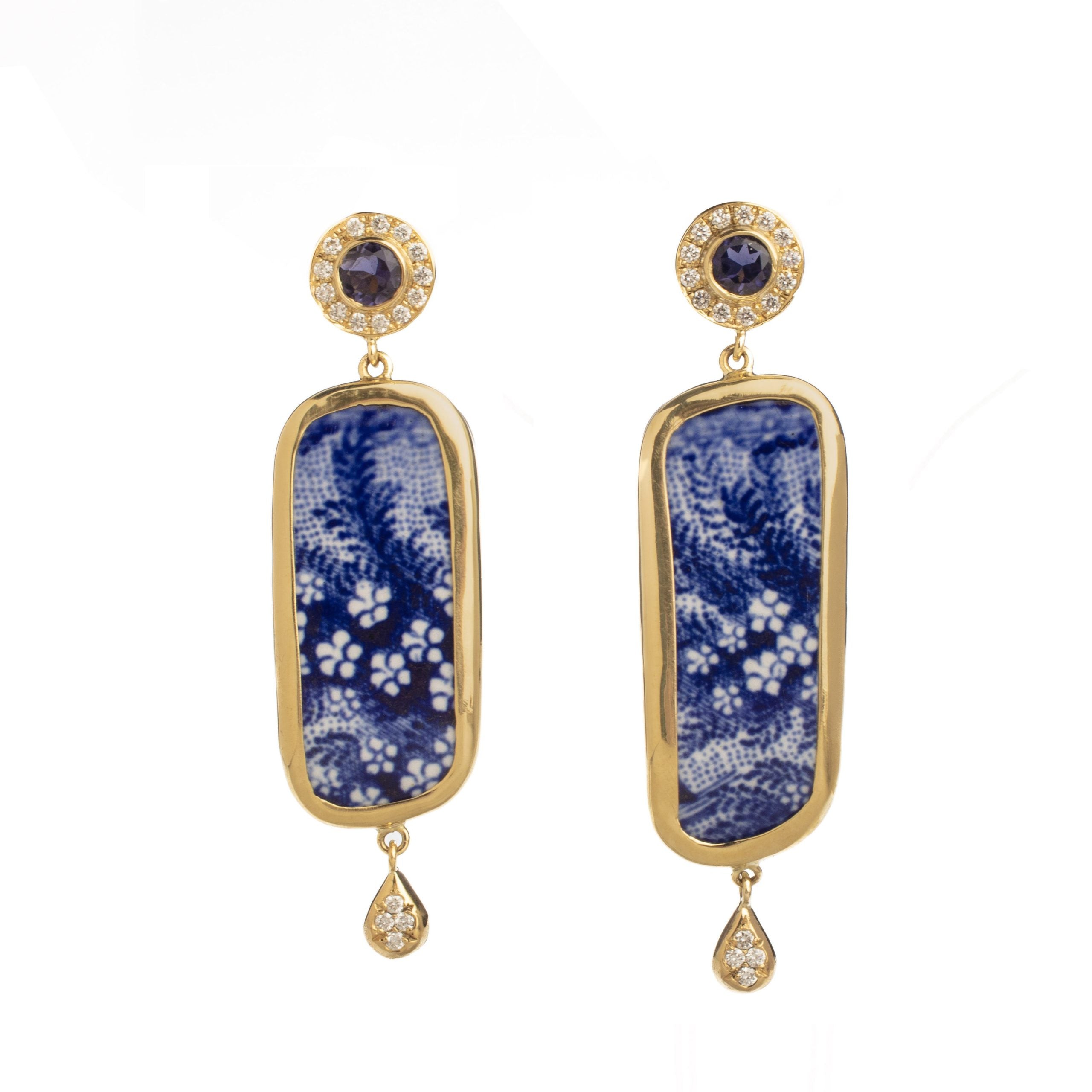 BLUE CERAMIC WITH DIAMONDS AND SAPPHIRE PAIR OF EARRINGS