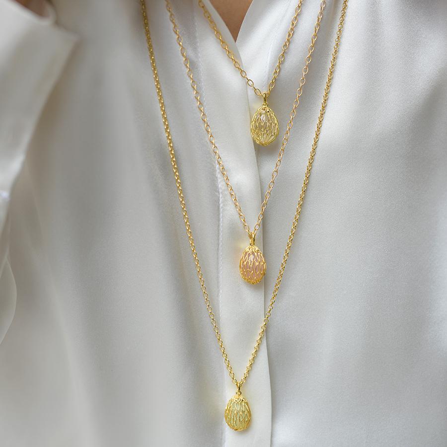 Easter Egg Pendant with Νet Design, 18K Gold Handwoven Chain, and Faceted Rose Quartz