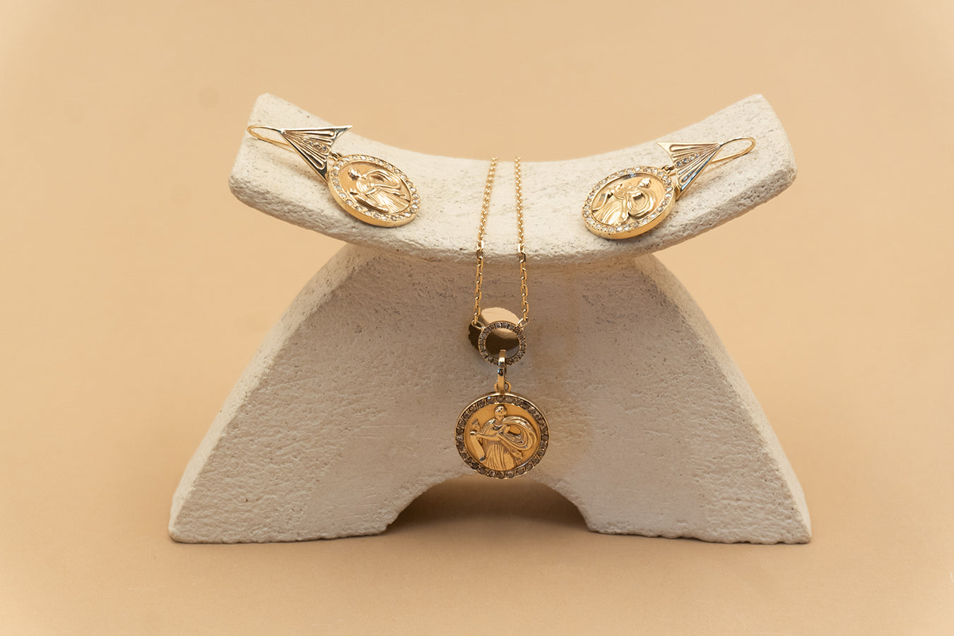 Cleo Diamond Necklace