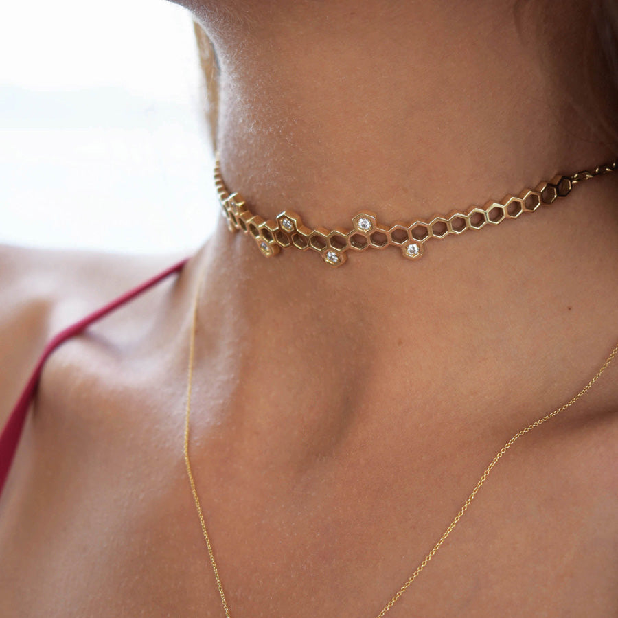 crown-choker_honecomb_model_alveare.jpg