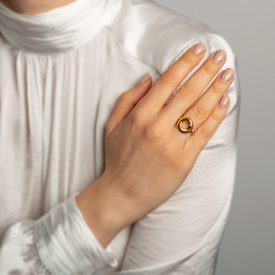 Circle Single Diamond Ring