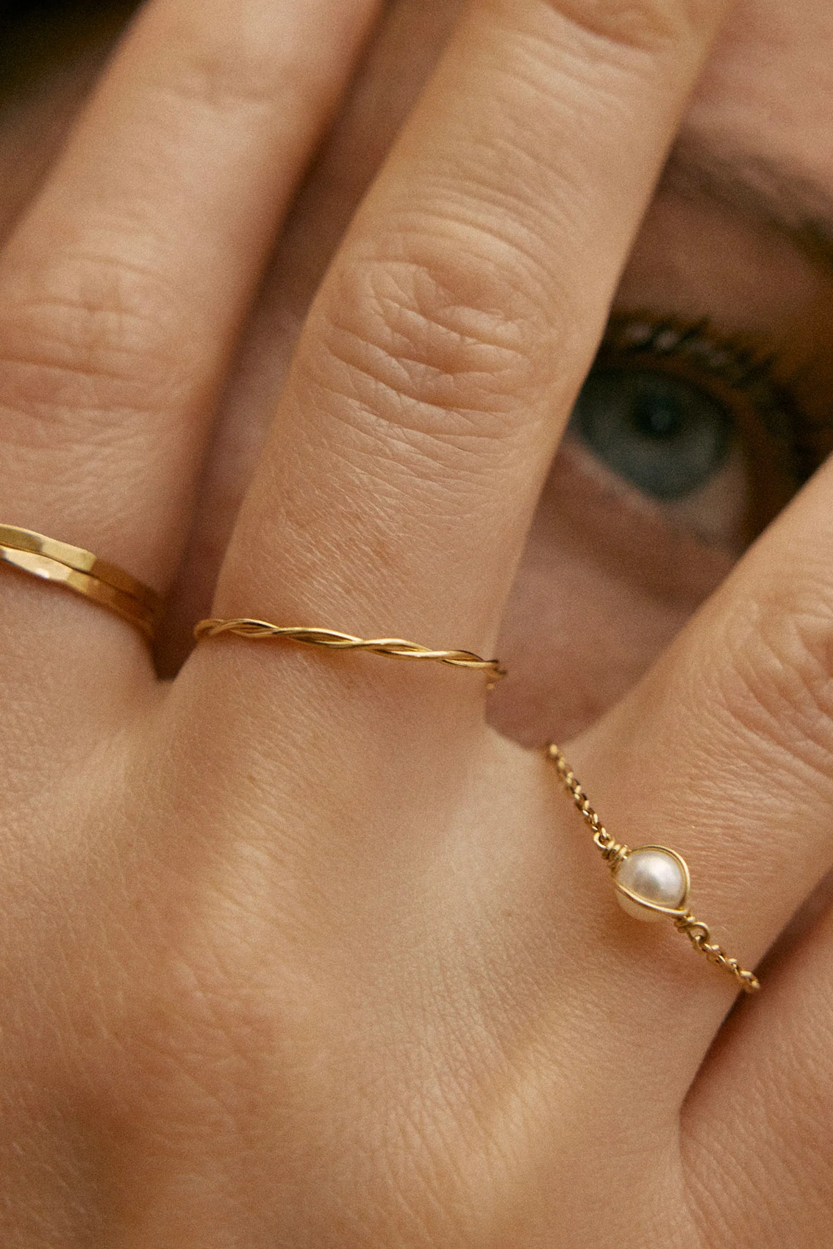 Stella Chain Pearl Ring