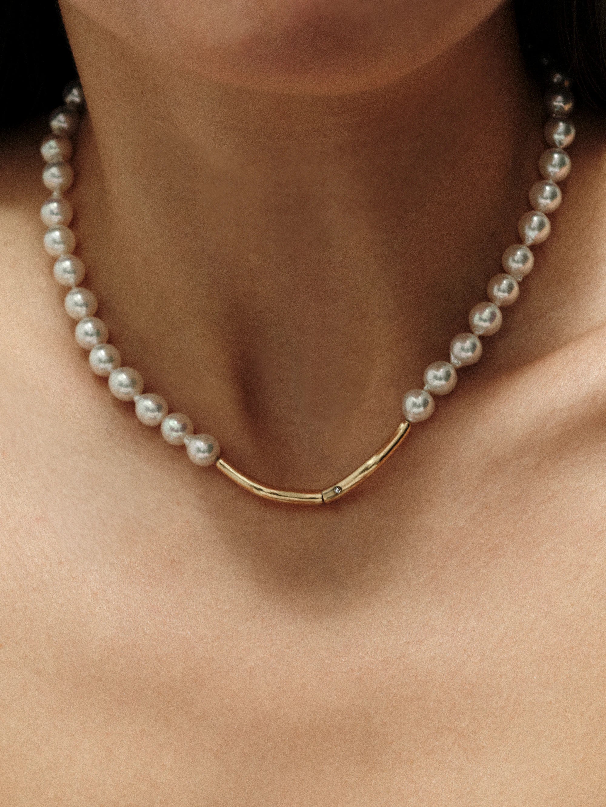 Wave Pearl Necklace