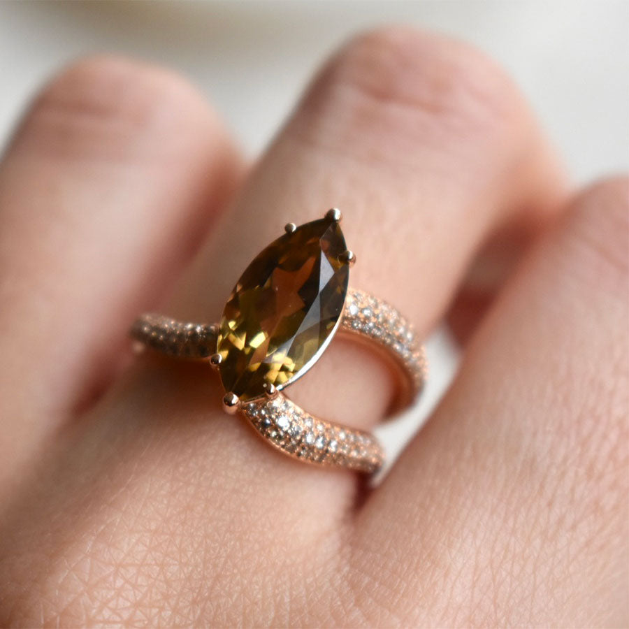 Adela-Ring-1.jpg