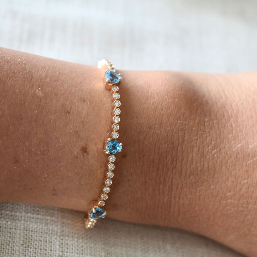 Bolo-heart-bracelet-Aquamarine-2.jpg
