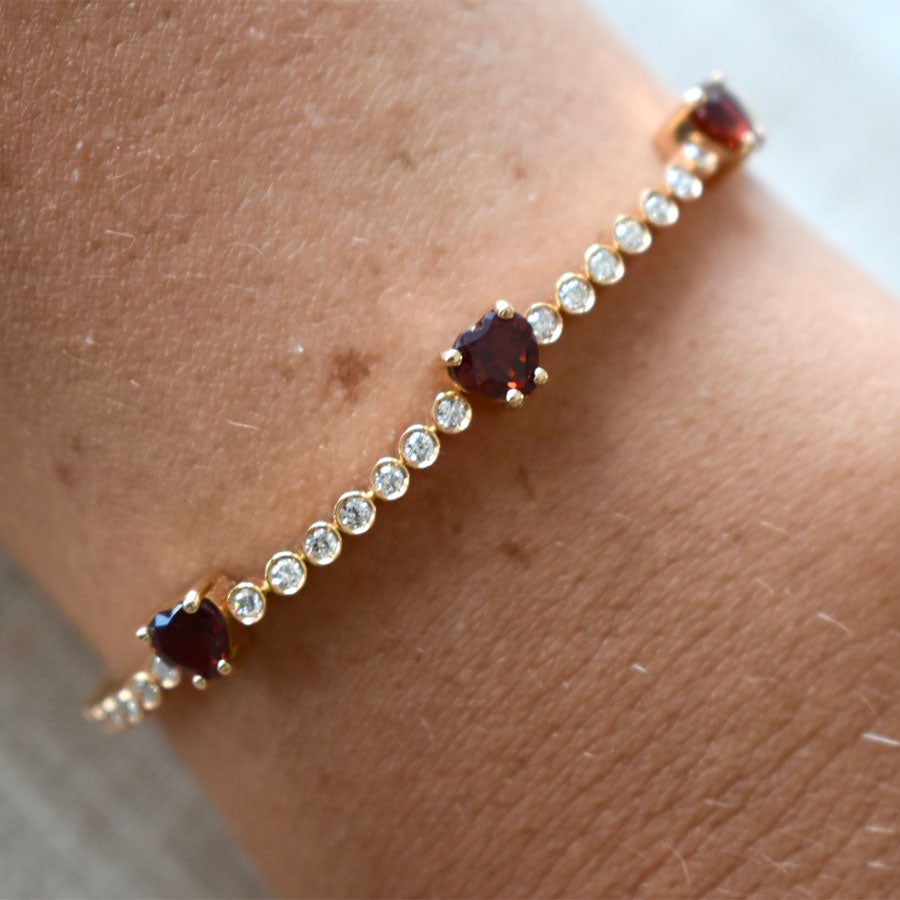 Bolo-heart-bracelet-red-garnet-2.jpg