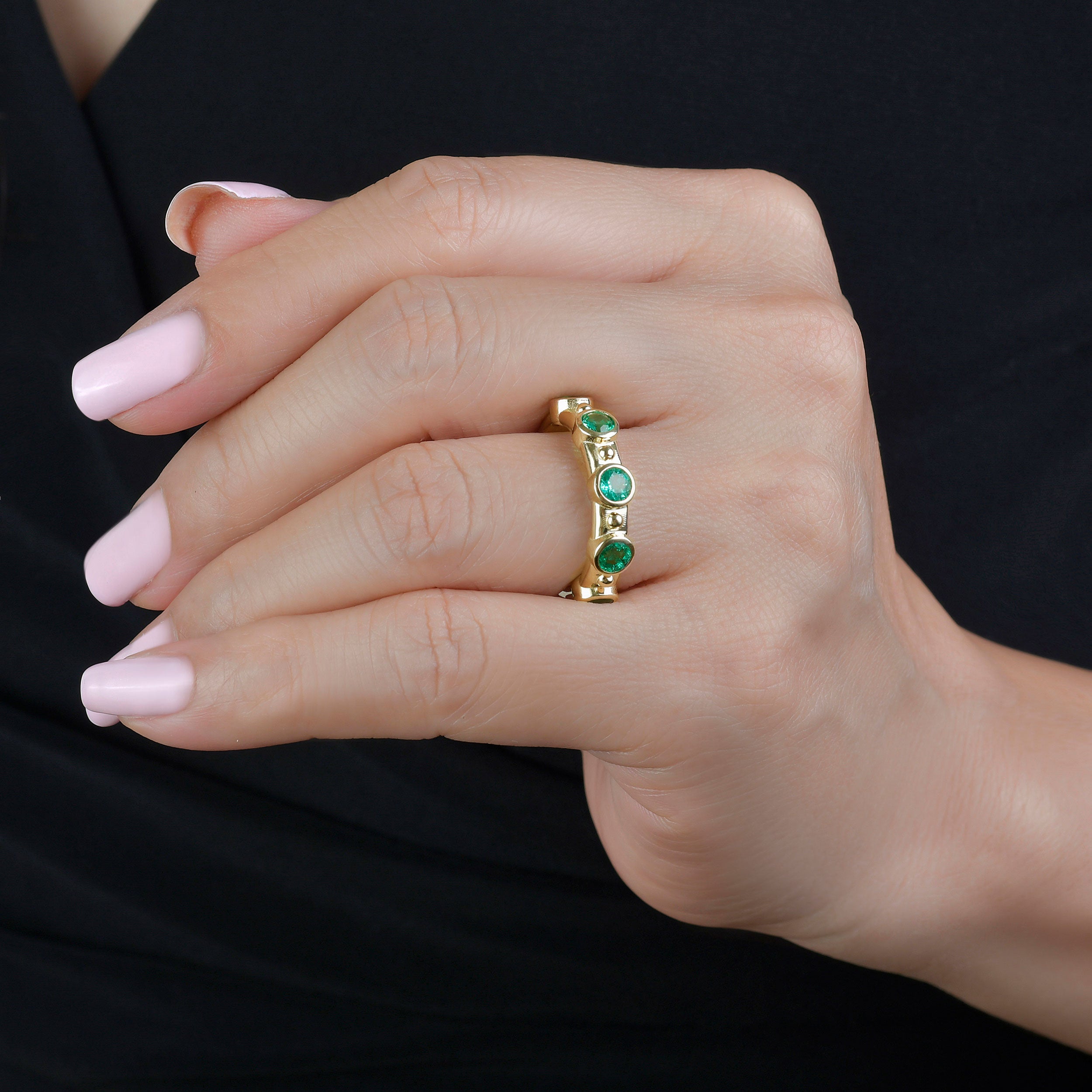 Aurelia Tsavorite Stackable Ring