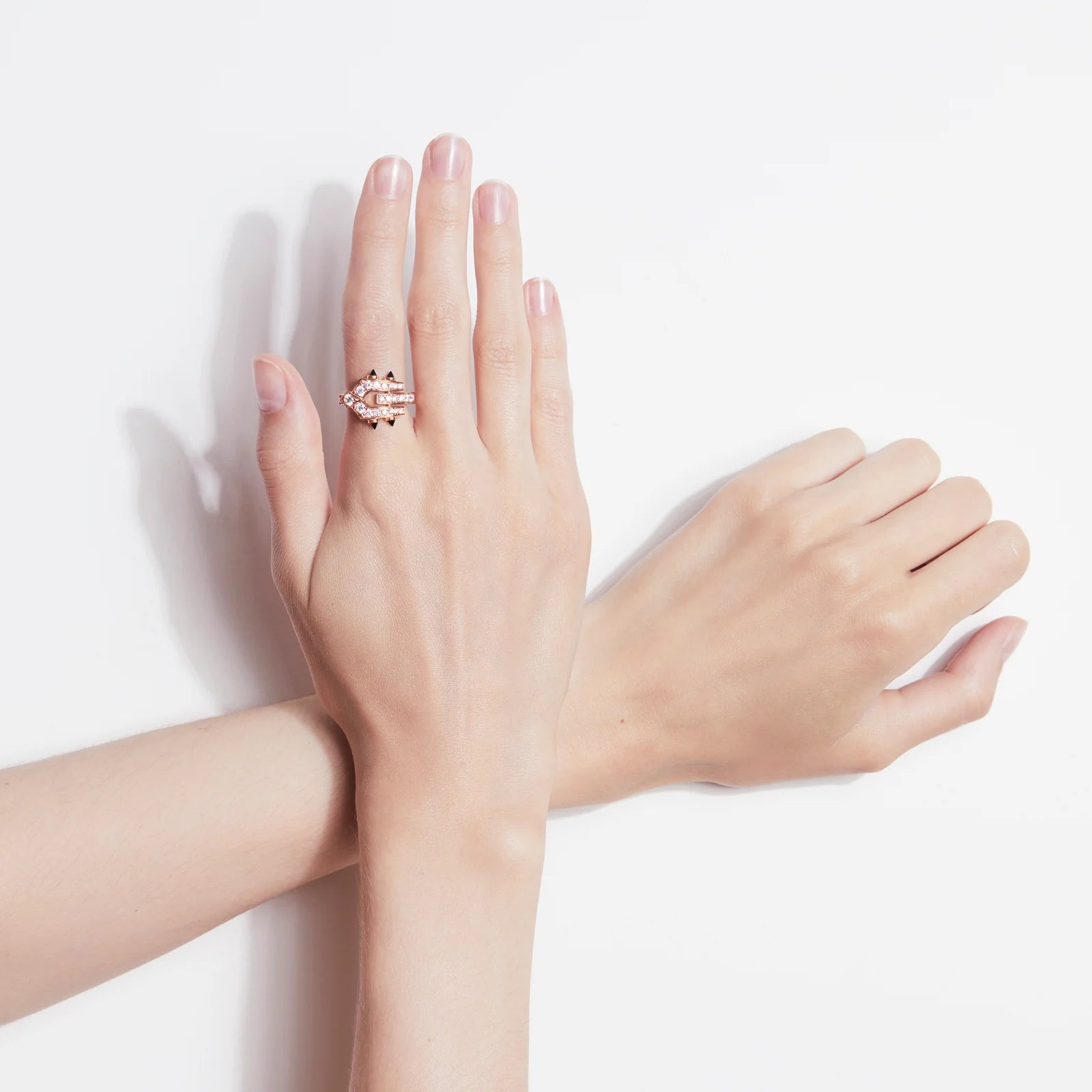 Spike Ring with Diamonds and Agates Statement