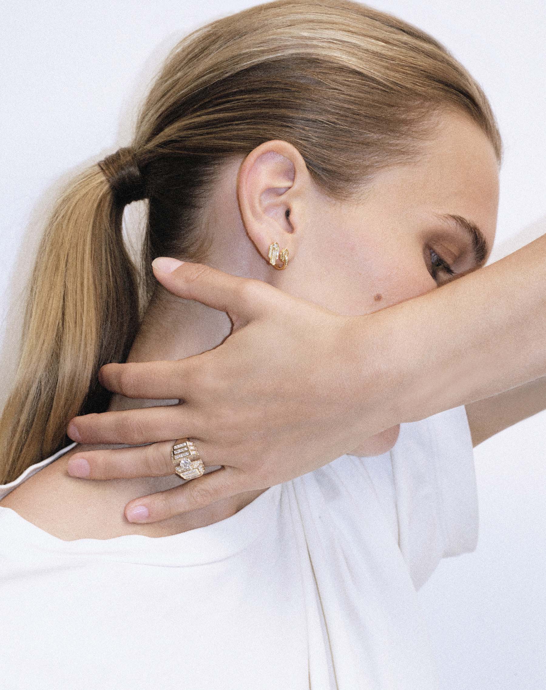 Stud Anyway Cosmic Diamonds & Yellow Gold