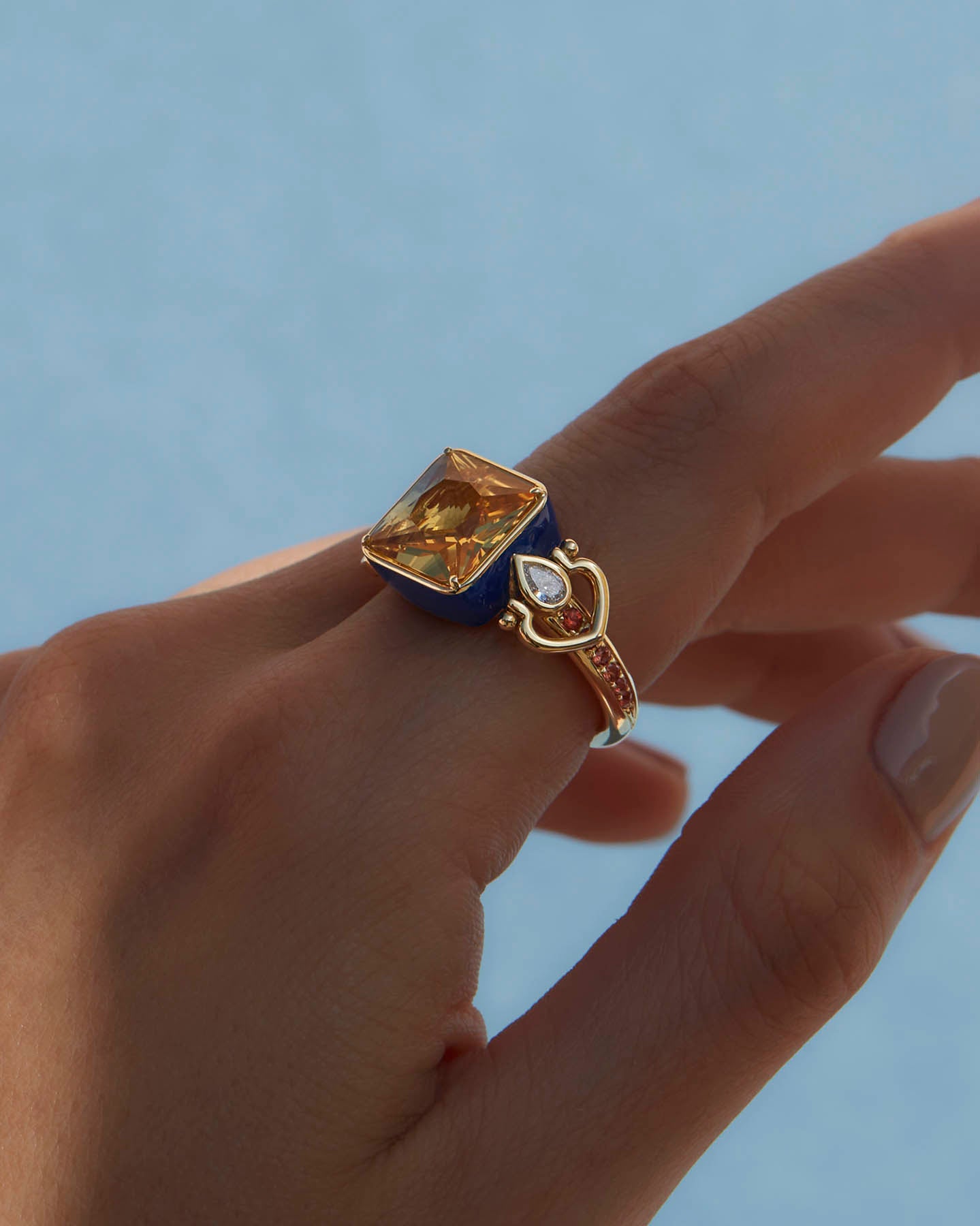 Love Handles Citrine Ring