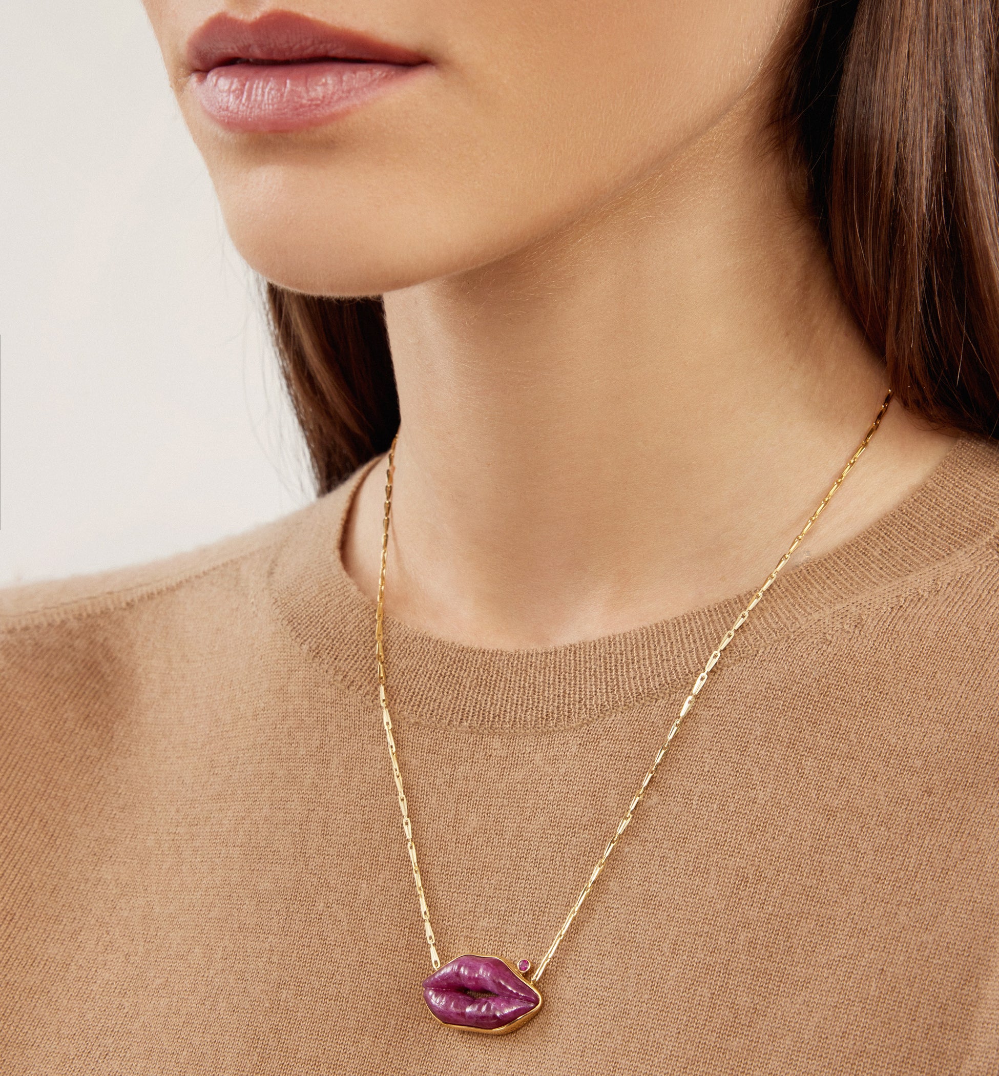 Kiss me Hard Big Necklace