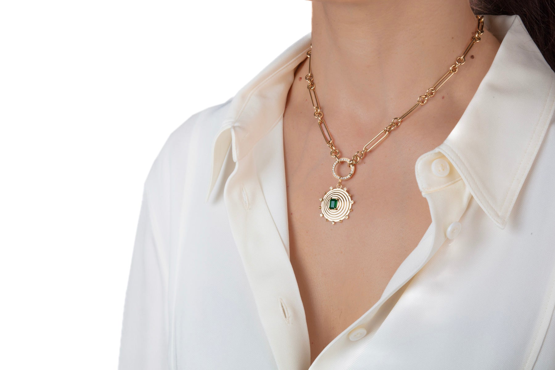 Aurelia Emerald Madallion