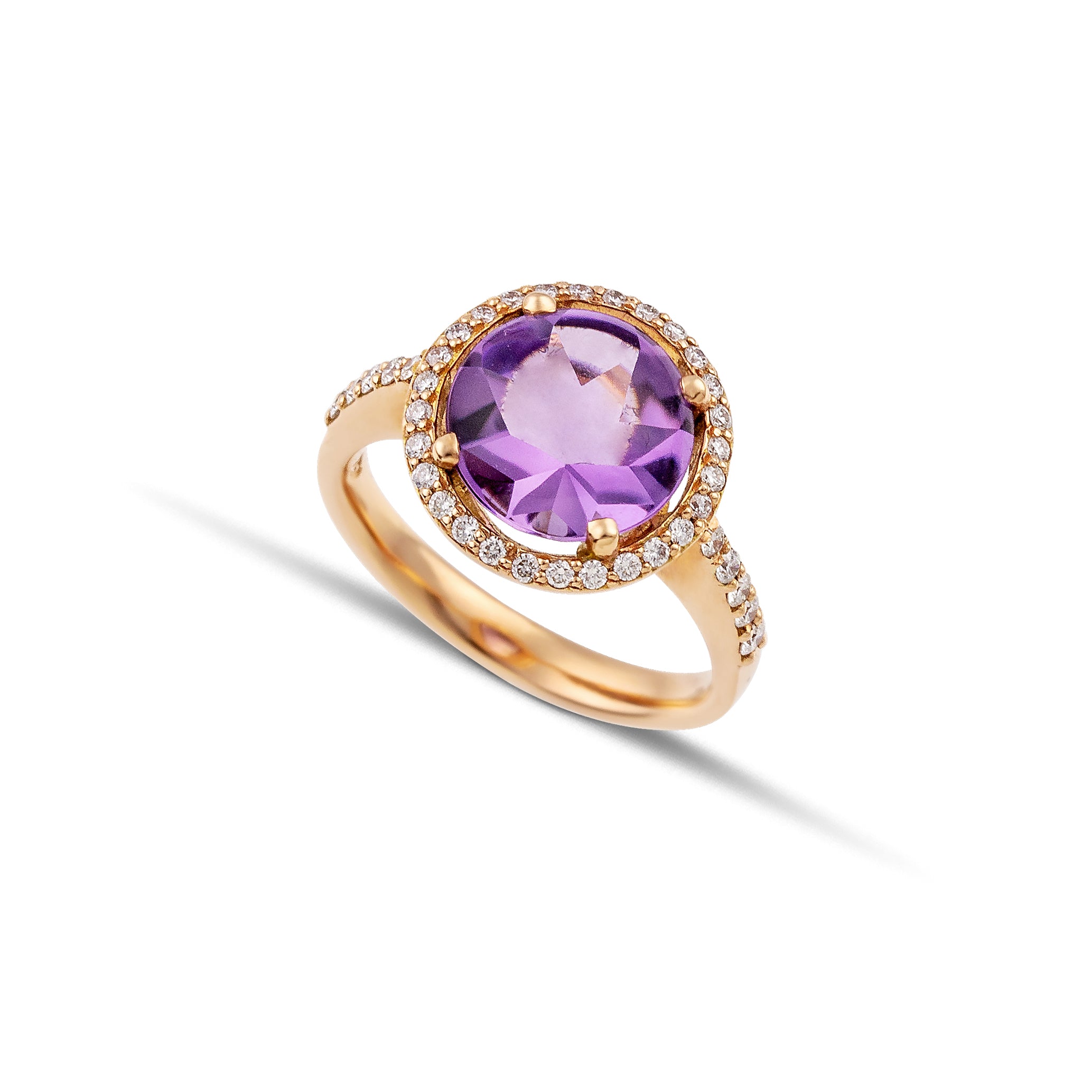 Gold Ring with Diamonds and Amethyst
