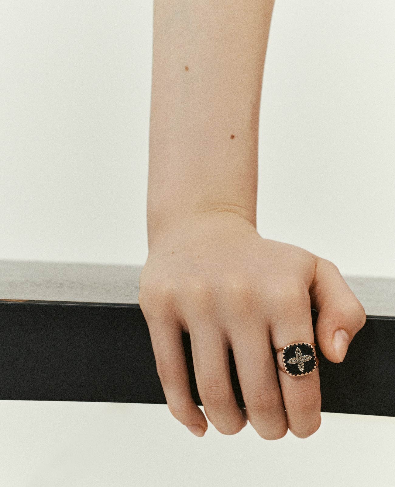 Bowie No2 Ring Black Diamond