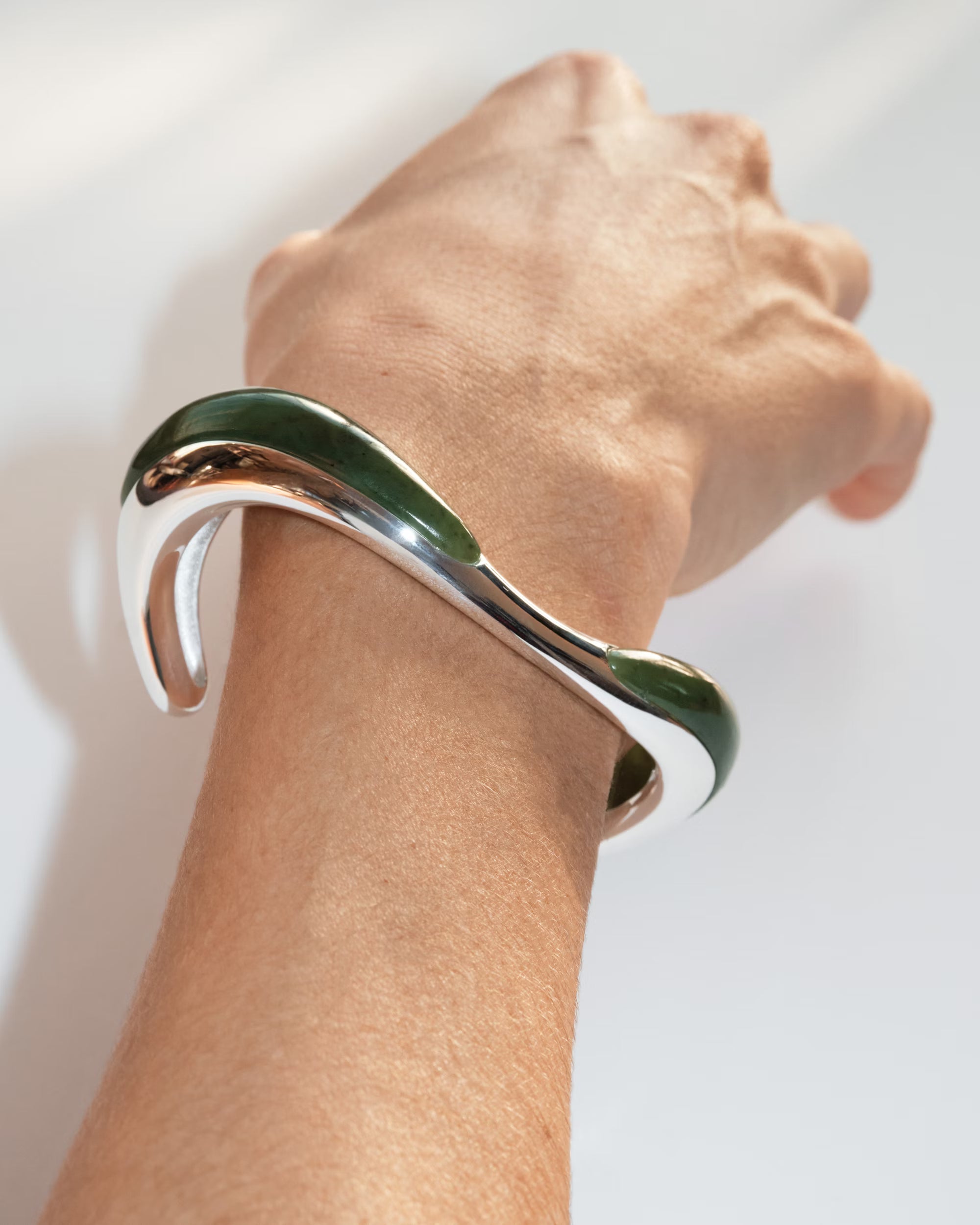 Jade Lips Blow Bracelet